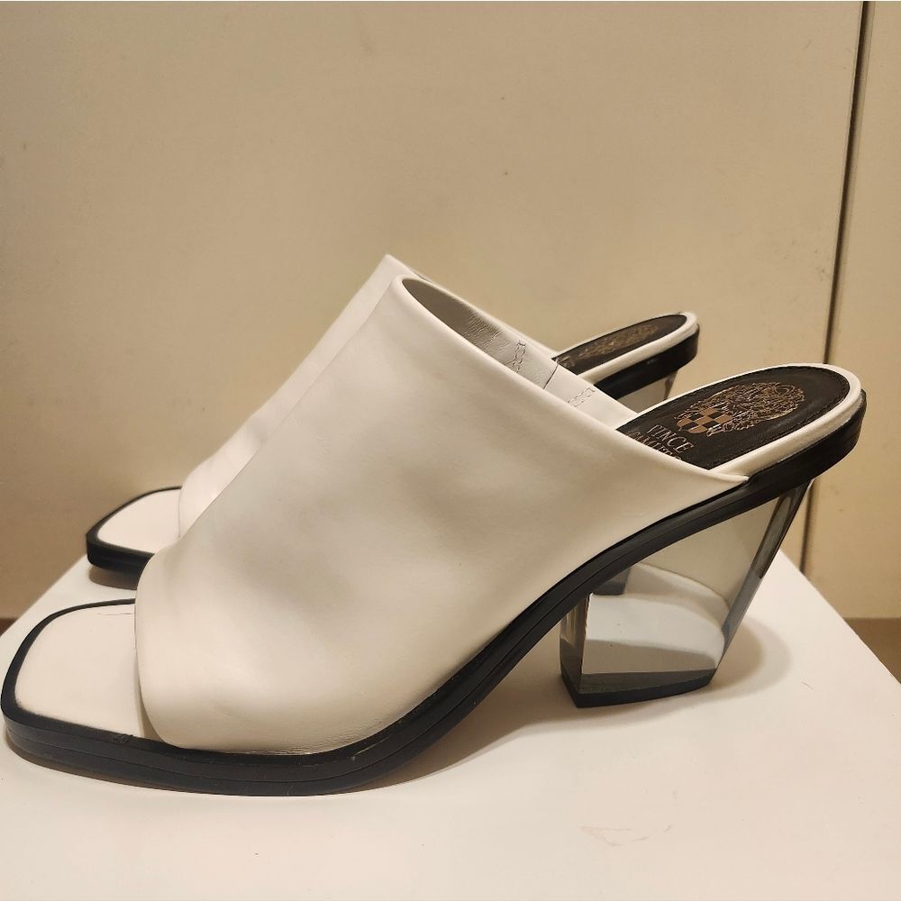 Brand NEW Vince Camuto "Sempelan" Wwhite Leather Plexi Heel Slide Sandals Sz.10